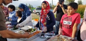 #HumainsHabitationCoopérative : le Cercle des femmes renforce la communauté en offrant des repas et grâce au bénévolat