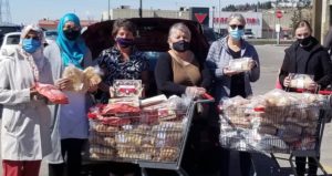 #HumainsHabitationCoopérative : Kathy aide à renforcer la communauté, un repas-partage à la fois